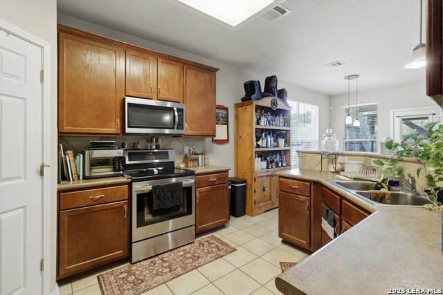 Image 8 of 22 For 2616 Gallant Fox Dr