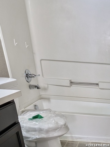 Image 15 of 20 For 9710 Amber Cove