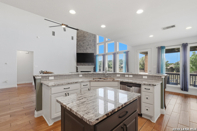 Image 32 of 70 For 109 Boulder Crk