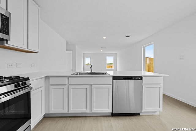 Image 9 of 20 For 12631 Kathleen St