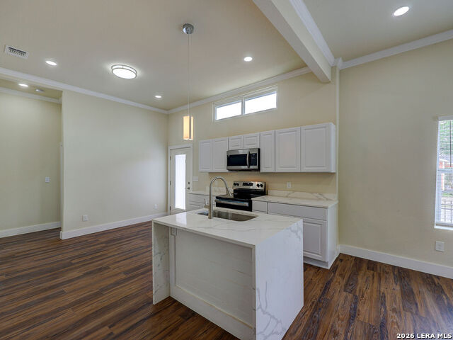 Image 18 of 42 For 1113 Burleson