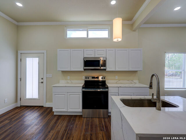 Image 19 of 42 For 1113 Burleson