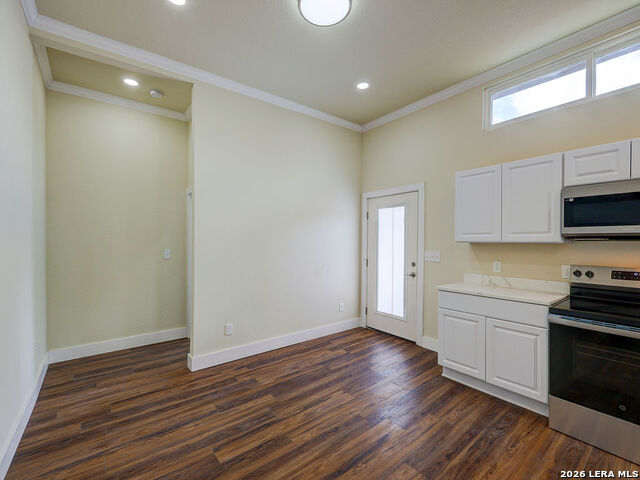 Image 20 of 42 For 1113 Burleson