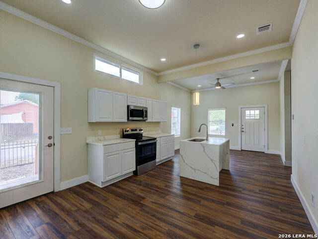 Image 21 of 42 For 1113 Burleson