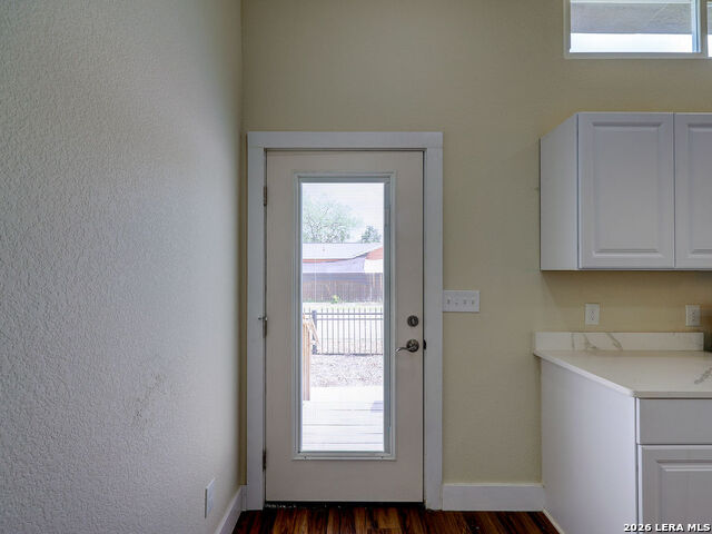 Image 23 of 42 For 1113 Burleson