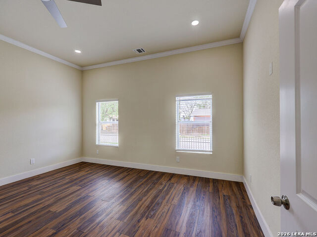 Image 24 of 42 For 1113 Burleson