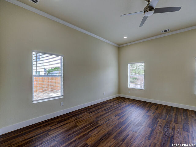 Image 27 of 42 For 1113 Burleson