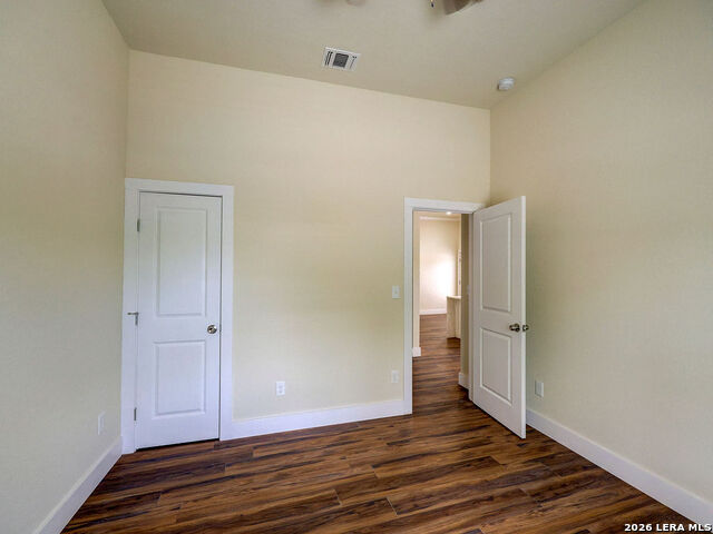 Image 36 of 42 For 1113 Burleson