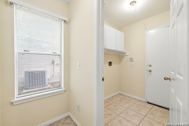 Image 11 of 21 For 7518 Sutters Mine