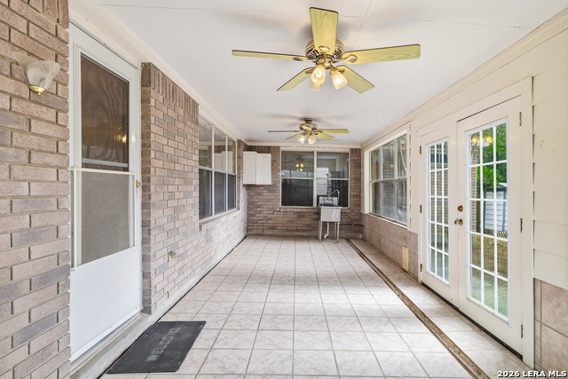 Image 18 of 21 For 7518 Sutters Mine