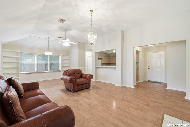 Image 4 of 21 For 7518 Sutters Mine