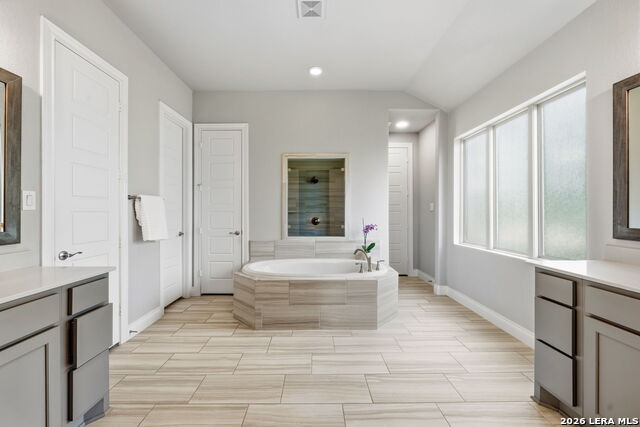 Image 14 of 43 For 1186 Diretto Dr