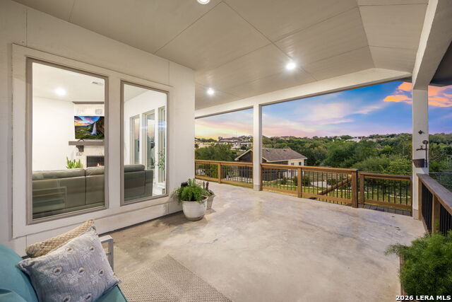 Image 27 of 43 For 1186 Diretto Dr