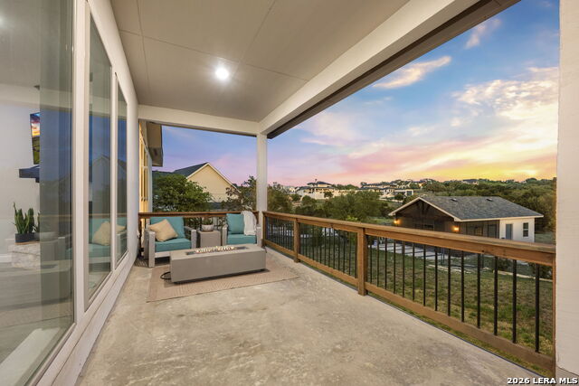 Image 28 of 43 For 1186 Diretto Dr