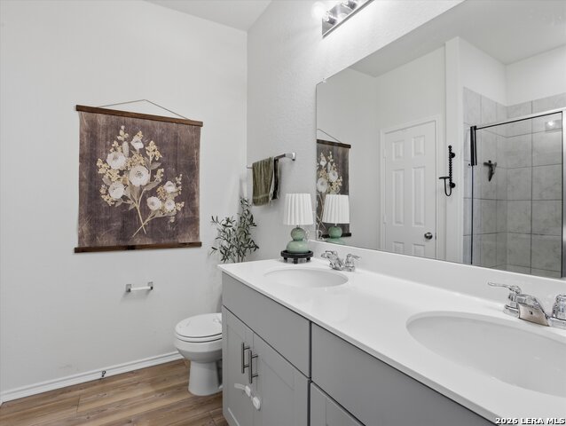 Listing photo id 25 for 198 Orange  