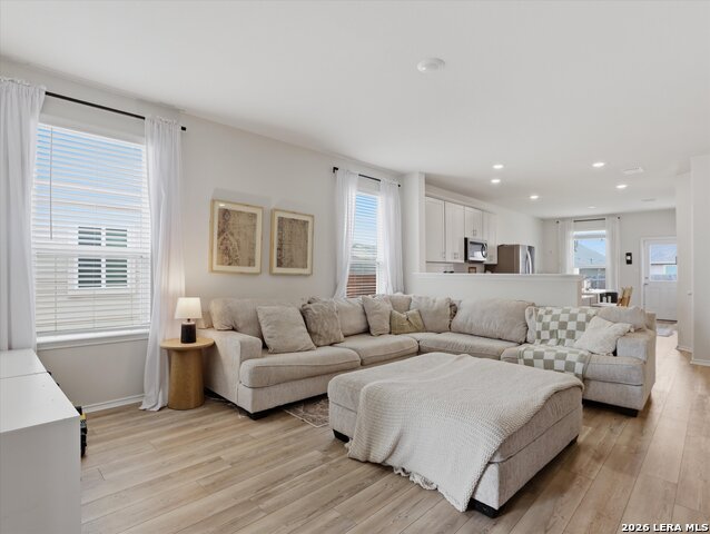 Listing photo id 2 for 198 Orange  