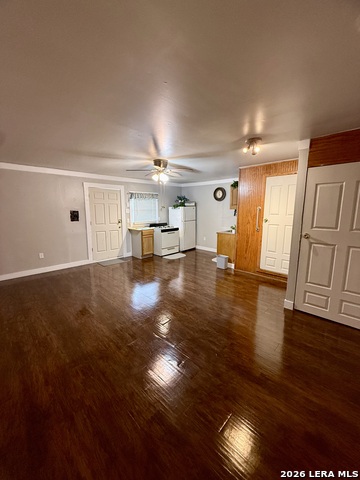 Image 10 of 15 For 810 Haggin St.