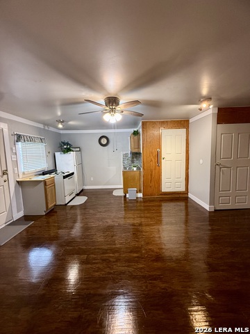 Image 11 of 15 For 810 Haggin St.