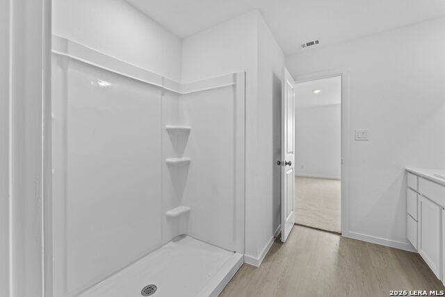 Image 21 of 23 For 12807 Kathleen St