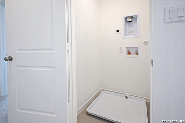 Image 21 of 22 For 7530 India Star