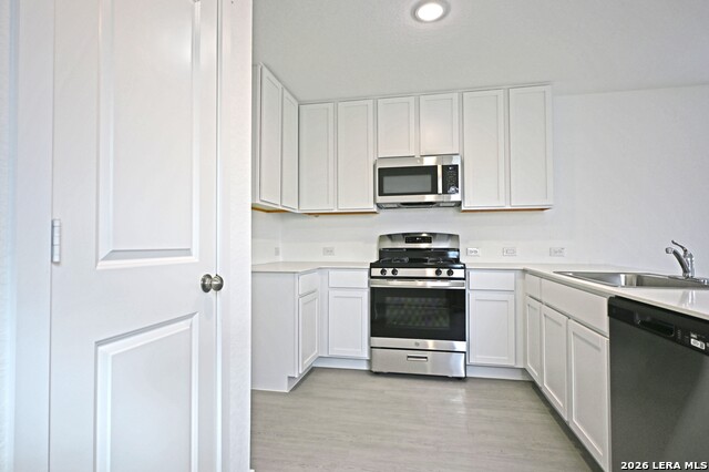 Image 5 of 22 For 7530 India Star