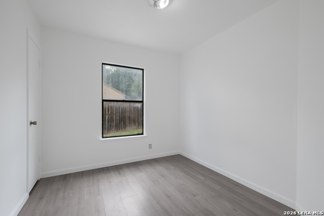 Image 11 of 17 For 6098 Glacier Sun Dr