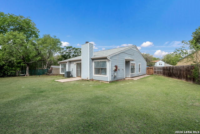 Image 15 of 17 For 6098 Glacier Sun Dr