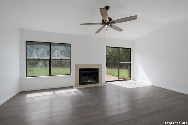 Image 3 of 17 For 6098 Glacier Sun Dr