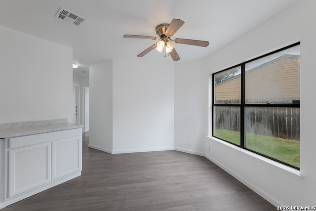 Image 7 of 17 For 6098 Glacier Sun Dr