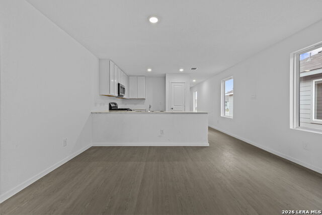 Image 12 of 20 For 12703 Kathleen St