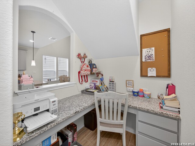 Image 17 of 40 For 4035 Wild Bloom Rd