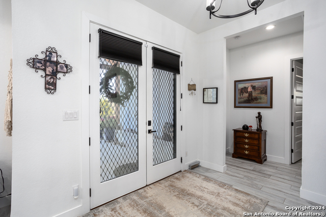 Image 13 of 48 For 23 Waring Rd