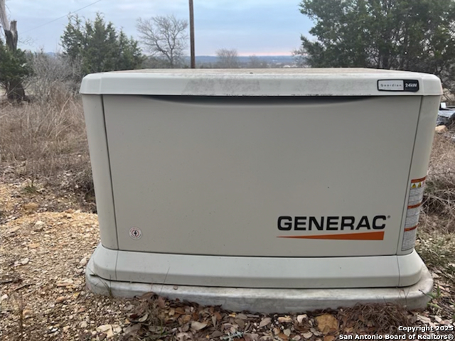 Image 14 of 48 For 23 Waring Rd