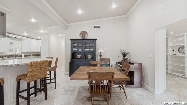 Image 16 of 50 For 156 Trelawney