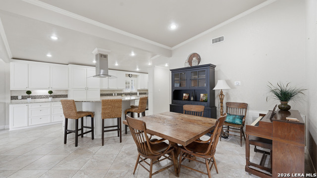 Image 17 of 50 For 156 Trelawney