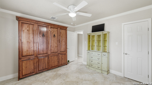 Image 38 of 50 For 156 Trelawney