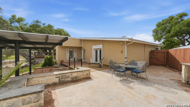 Image 44 of 50 For 156 Trelawney