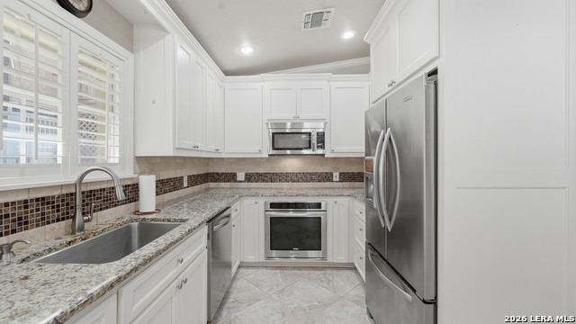 Image 6 of 50 For 156 Trelawney