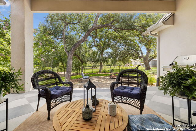 Listing photo id 40 for 929 Coolabah