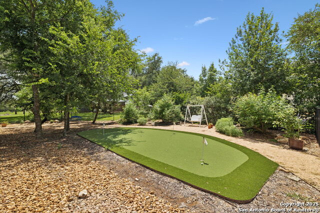 Listing photo id 49 for 929 Coolabah