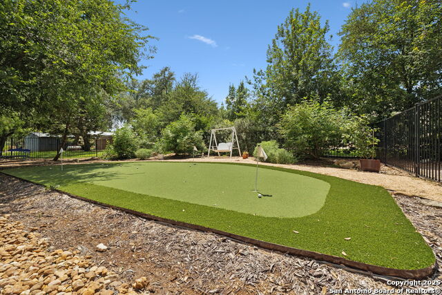 Listing photo id 50 for 929 Coolabah