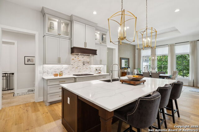 Listing photo id 5 for 929 Coolabah