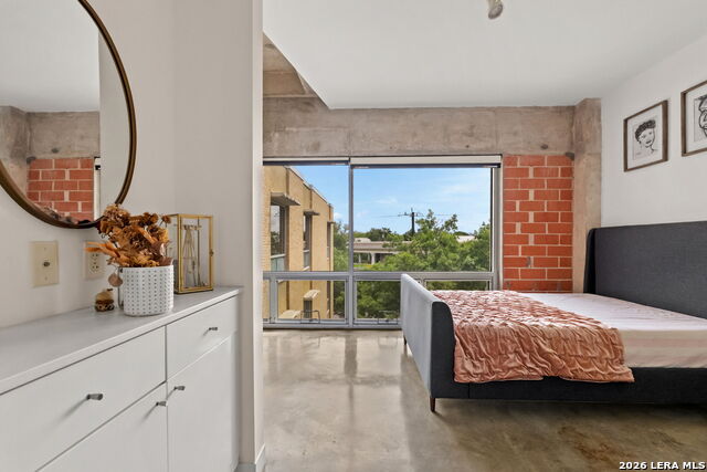 Image 17 of 25 For 1115 Alamo St S 2405