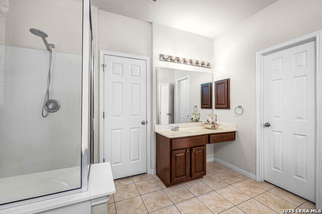 Image 21 of 41 For 510 Catanbo Ct