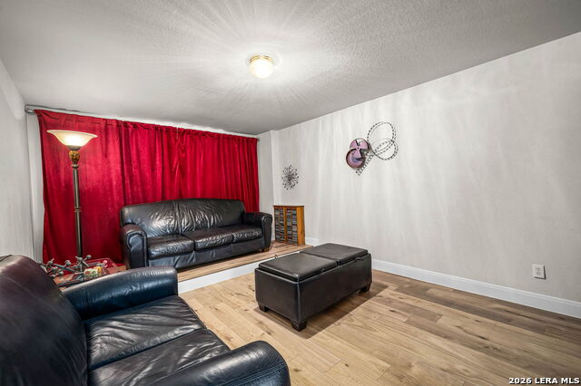 Image 26 of 41 For 510 Catanbo Ct