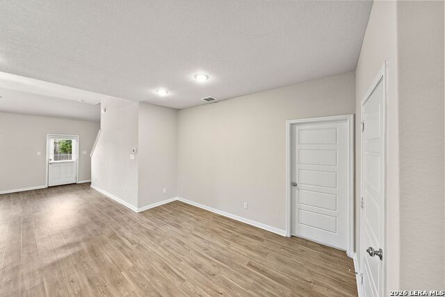 Image 16 of 43 For 5103 Topaz Bend