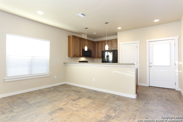 Image 9 of 25 For 223 Circle Ct  223