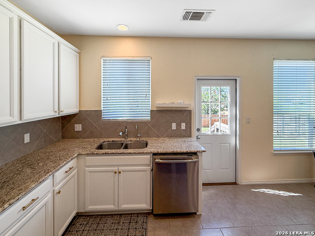 Image 17 of 31 For 10535 Noble Cyn