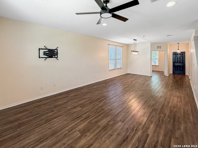 Image 5 of 31 For 10535 Noble Cyn