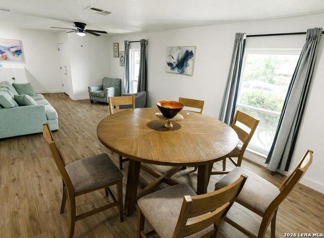 Image 10 of 22 For 5819 Pineway St